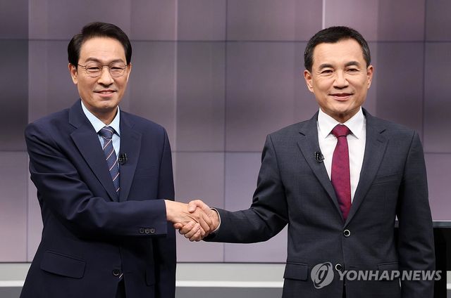 우상호·김진태 후보 TV 토론회