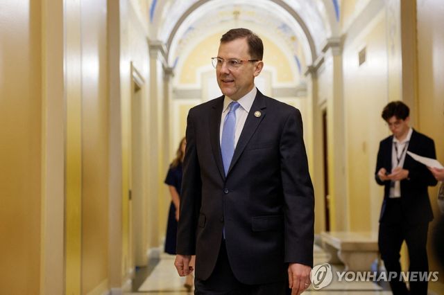 의회로 돌아온 킨 의원