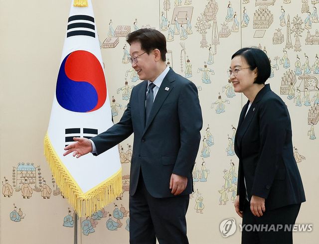 이재명 대통령과 한성숙 총리
