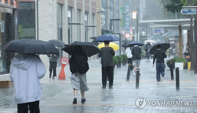 추적추적 장마