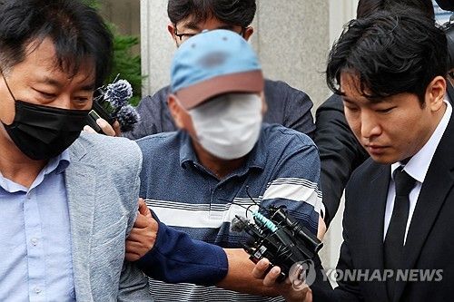 영장심사 마친 '장윤기 사건' 증거 인멸 혐의 경찰관