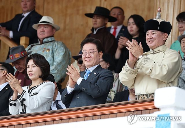 몽골 나담축제 참석한 한-몽골 정상
