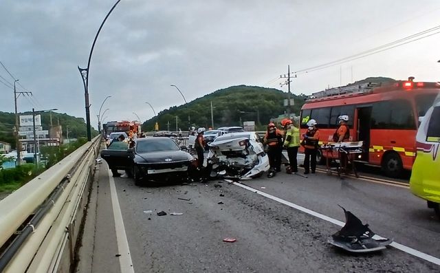 인천 고가도로 연쇄 추돌 사고