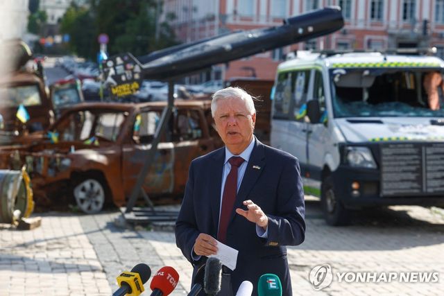 우크라이나 키이우를 방문한 린지 그레이엄 상원의원