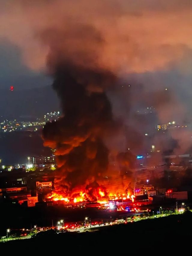 파주 전자제품 창고서 큰불
