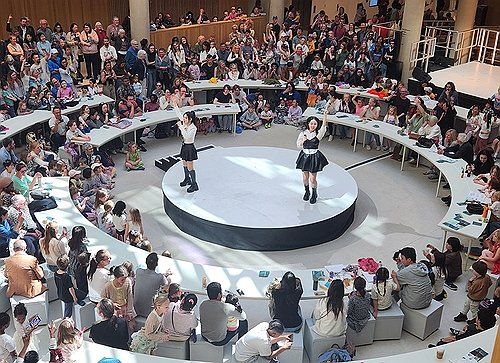 옥스퍼드대 인문학센터에서 펼쳐진 K-팝 공연