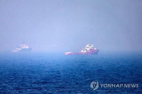 호르무즈 해협의 선박