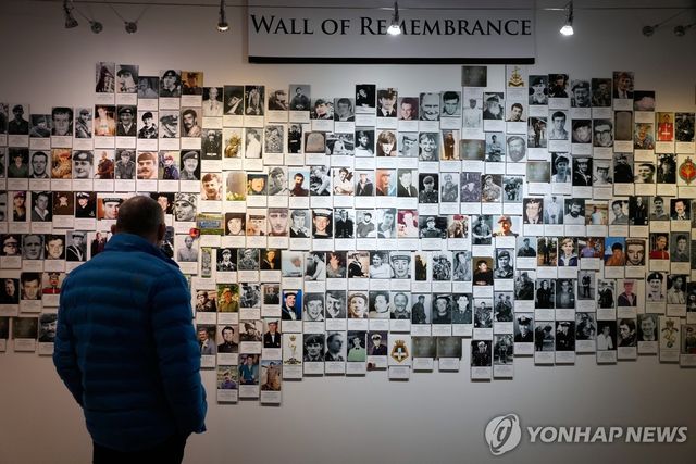 포클랜드 제도 박물관의 포클랜드 전쟁 전몰자 사진