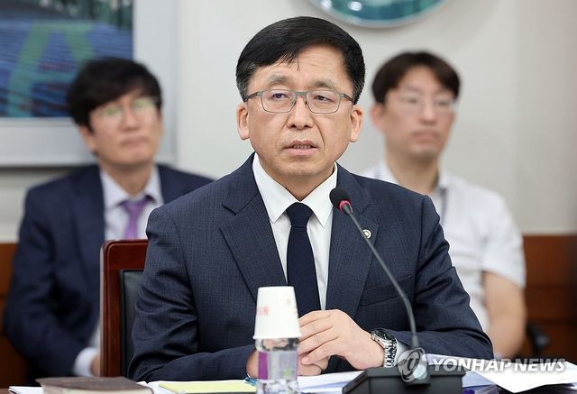 발언하는 강동완 사무총장 직무대리