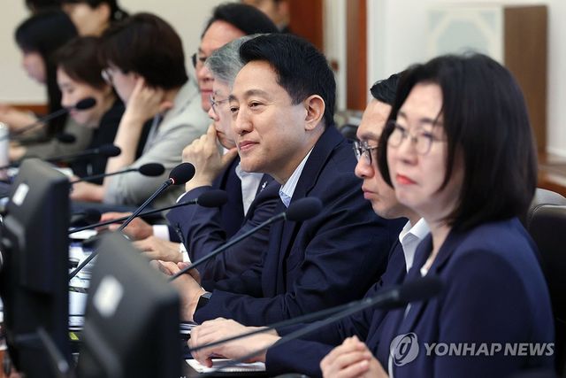 국무회의 참석한 오세훈 시장
