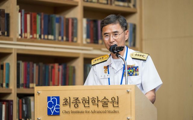 개회사하는 김경률 해군참모총장