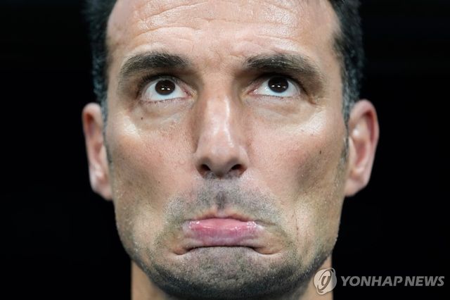 스칼로니 감독