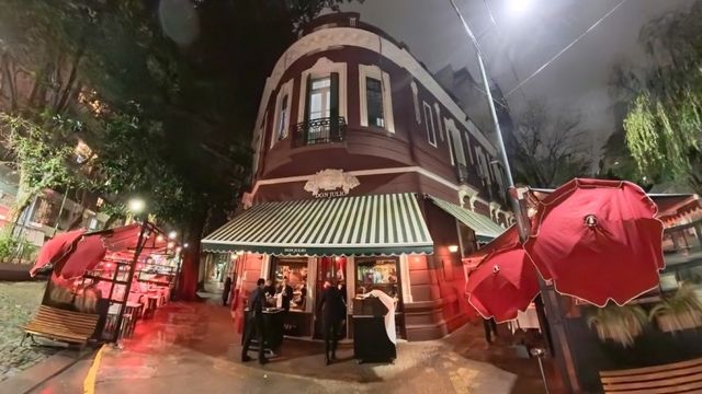 메시 팬들이 몰려 야단법썩이 되었던 돈 훌리오 [사진/성연재 기자]
