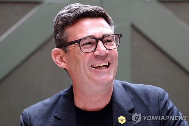 앤디 버넘
