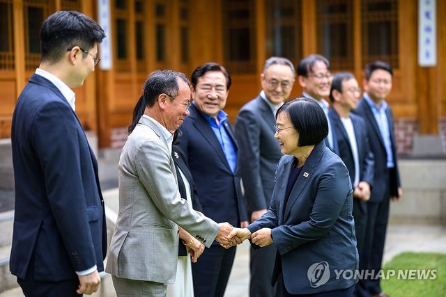 중소기업 단체장들 만난 국무총리