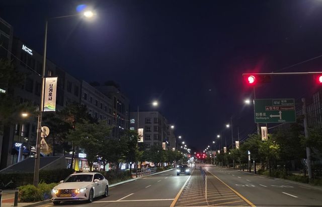 청계산로 가로동 배너형 조명(평성시)