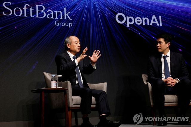 손정의 회장과 마크 첸 오픈AI 최고연구책임자(CRO)