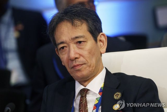 일본 미무라 아쓰시 재무관