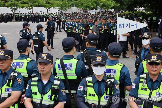 국조특위 현장 조사 앞두고 배치된 경찰