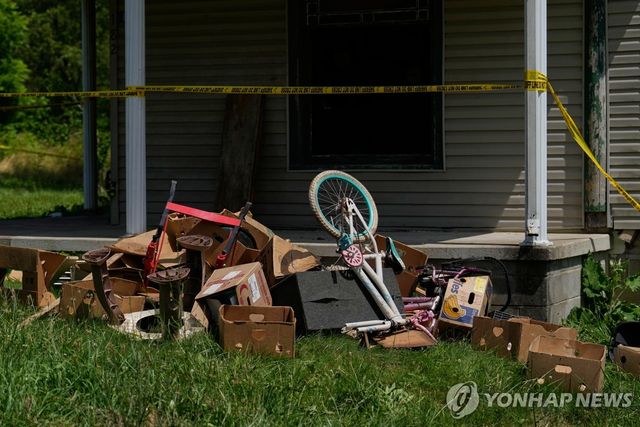 16명의 아동이 구조된 주택