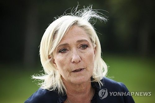 프랑스 극우 정치인 마린 르펜