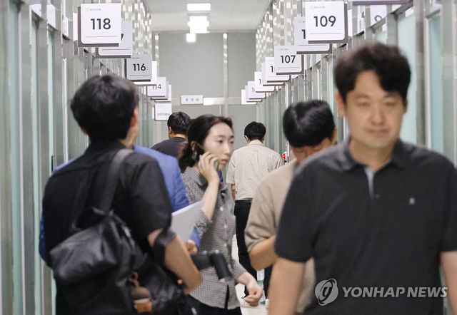 경찰, 아동 성매매 혐의 청주시의원 사무실 압수수색