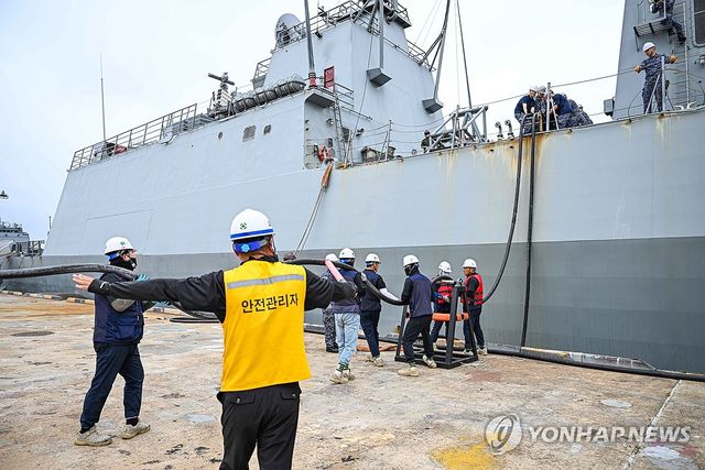 해군, 비전투 분야 민간 자원 활용으로 '전투 임무' 전념 노력