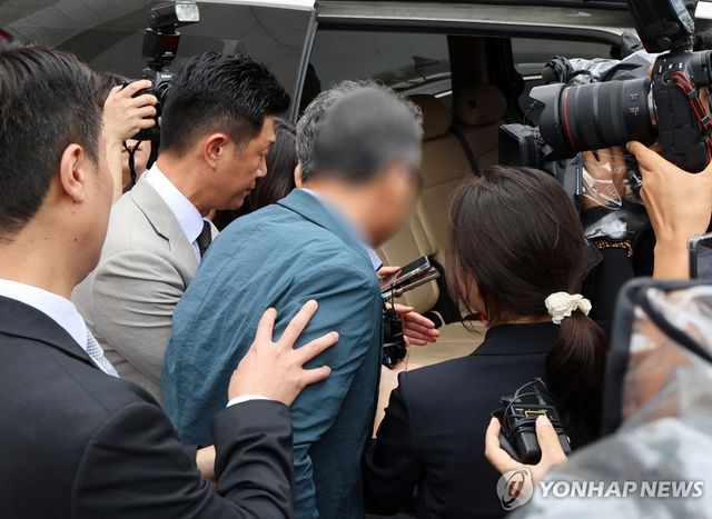 영장실질심사 마친 형사과장