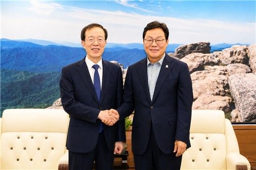 이석연 국민통합위원장, 박완수 경남도지사 면담