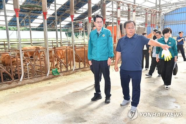 울주군, 폭염 대비 축산농가 현장 점검