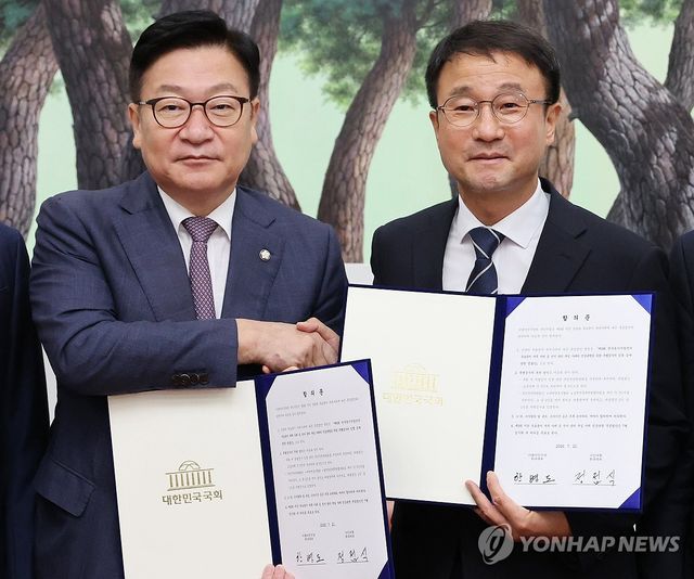한병도-정점식, 선관위 투표용지 부족 사태에 따른 특검 합의