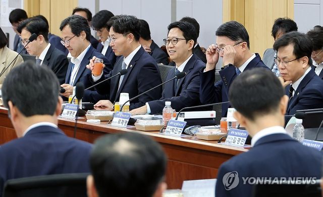 과방위 비공개 당정, 참석한 배경훈 과기부총리
