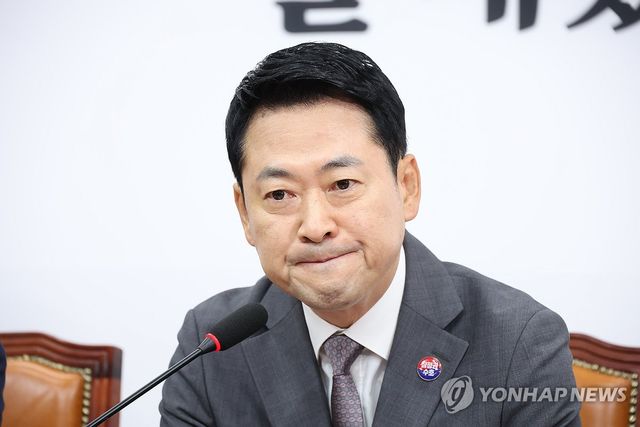 국민의힘 최고위 참석한 장동혁 대표