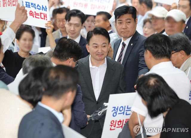 특검 조사 출석하는 원희룡 전 장관