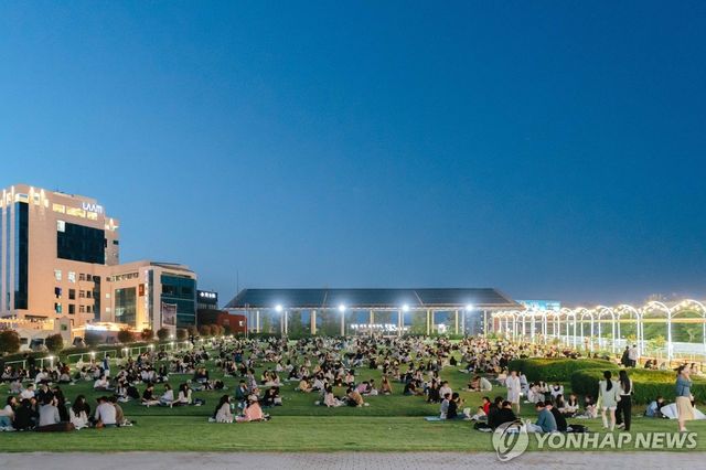 국립아시아문화전당 하늘마당