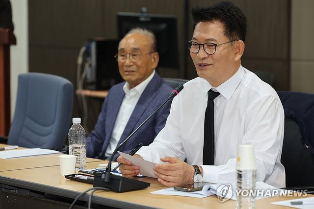 제주4·3 유족 만난 송영길 후보