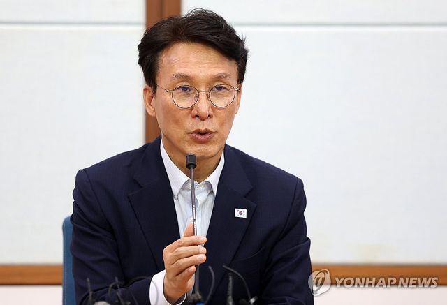 강원 언론인 만난 김민석 후보