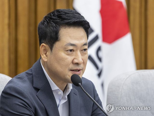 국민의힘 부동산 정책 정상화 토론회에서 정부 정책 비판하는 장동혁 대표