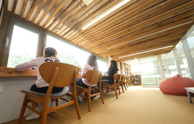제주 김영수도서관