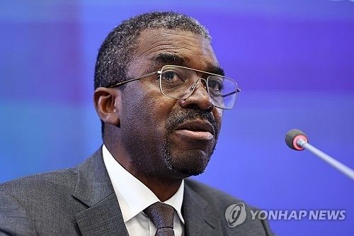 라자르 엘룬두 아소모 세계유산센터장