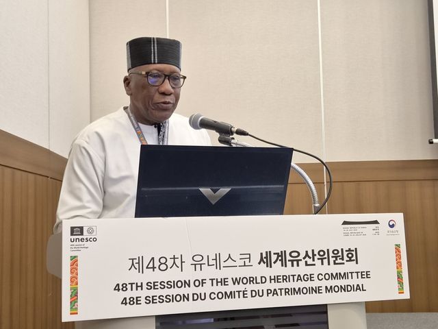 발표하는 알랭 고도누 베냉 문화재 반환 국가과학위원회 위원장