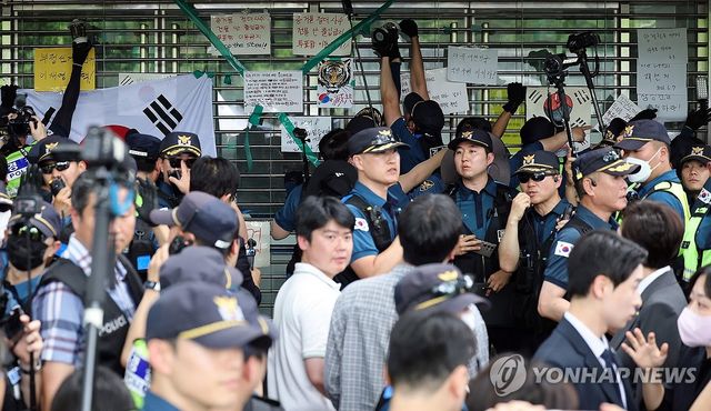 지난 2일 국조특위 진입 현장