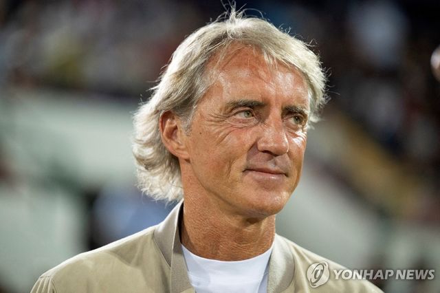 이탈리아 축구대표팀 새 감독 로베르토 만치니