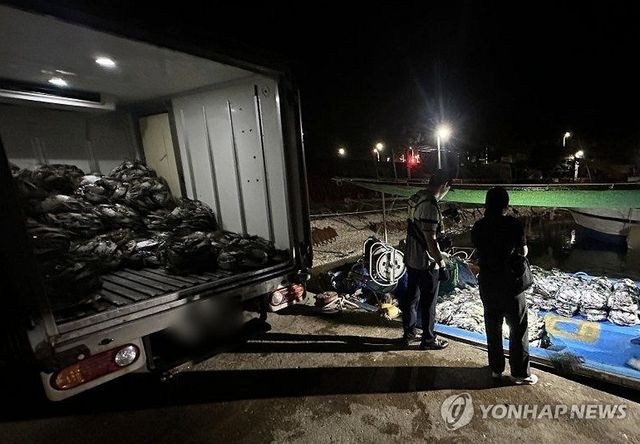 금어기 꽃게 잡은 어선 적발