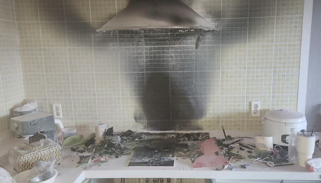 27일 오후 서귀포시 서호동 펜션 화재