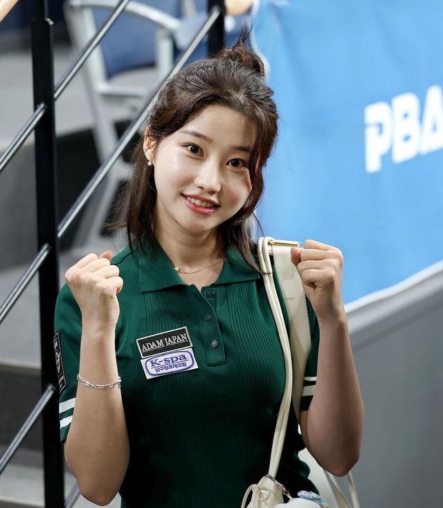스롱을 꺾고 기뻐하는 조예은