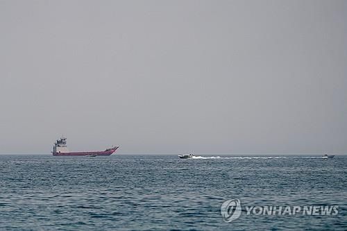 호르무즈 해협의 선박