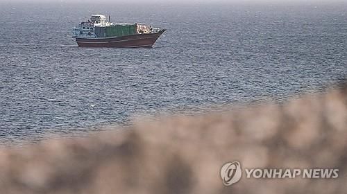 호르무즈 해협의 선박