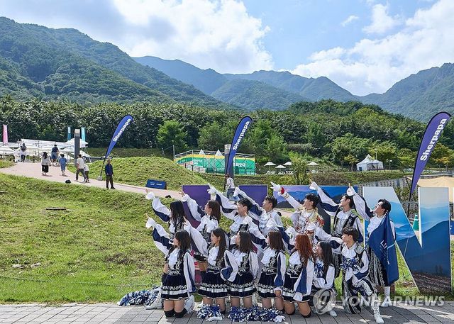 제10회 울산울주세계산악영화제 거리공연
