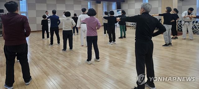 울주군 어르신 위한 태권도 활용 근력운동 교실